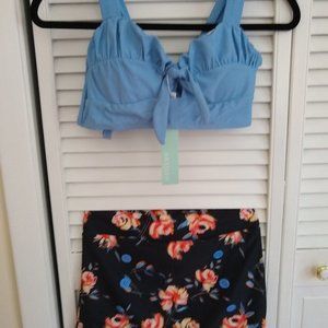 NWT! Two-Piece Swimsuit from Dress Lily - Size Medium (6)